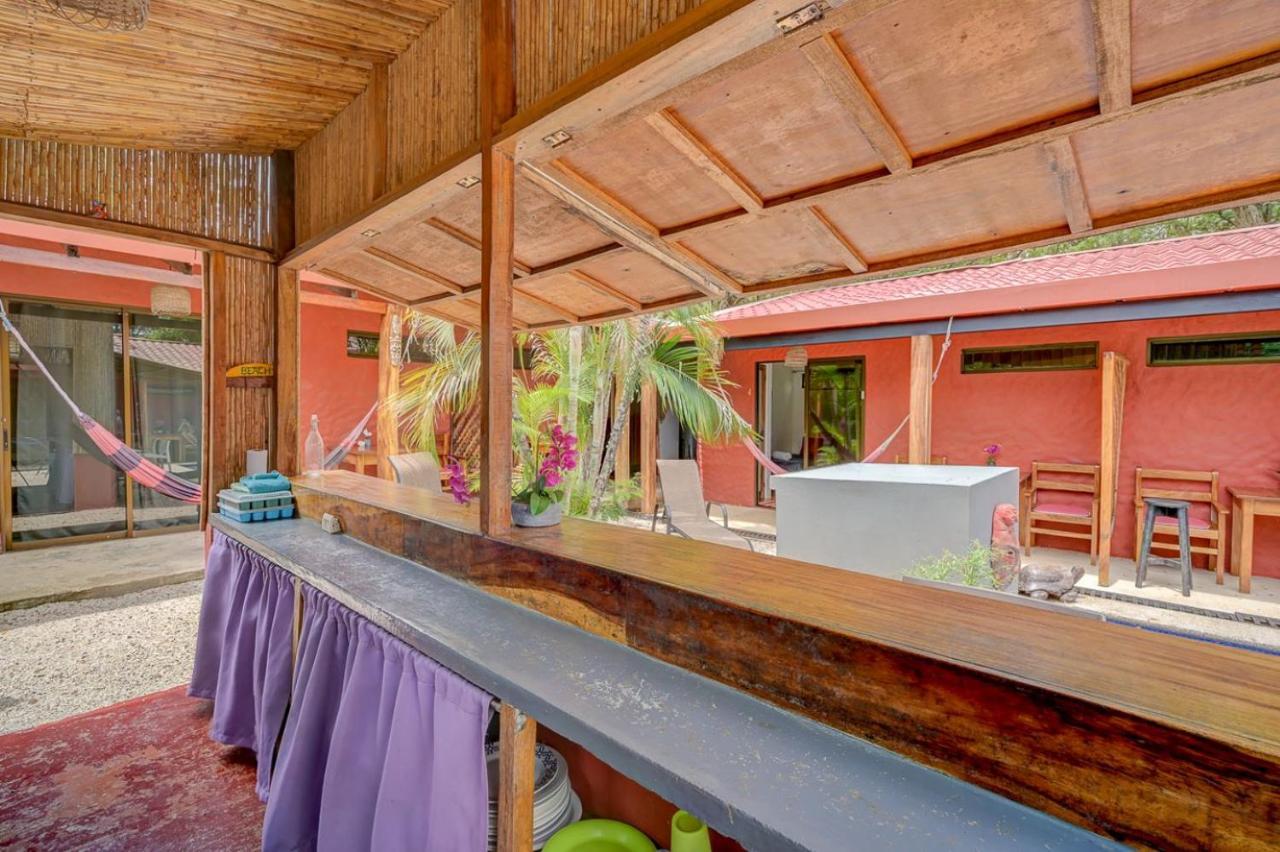 Hotel Mahayana Tamarindo Kültér fotó