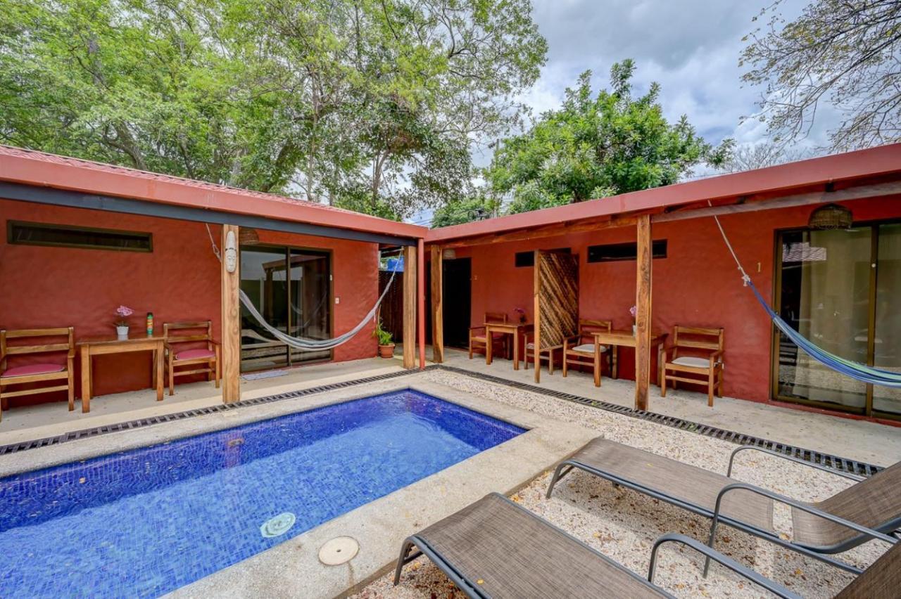 Hotel Mahayana Tamarindo Kültér fotó