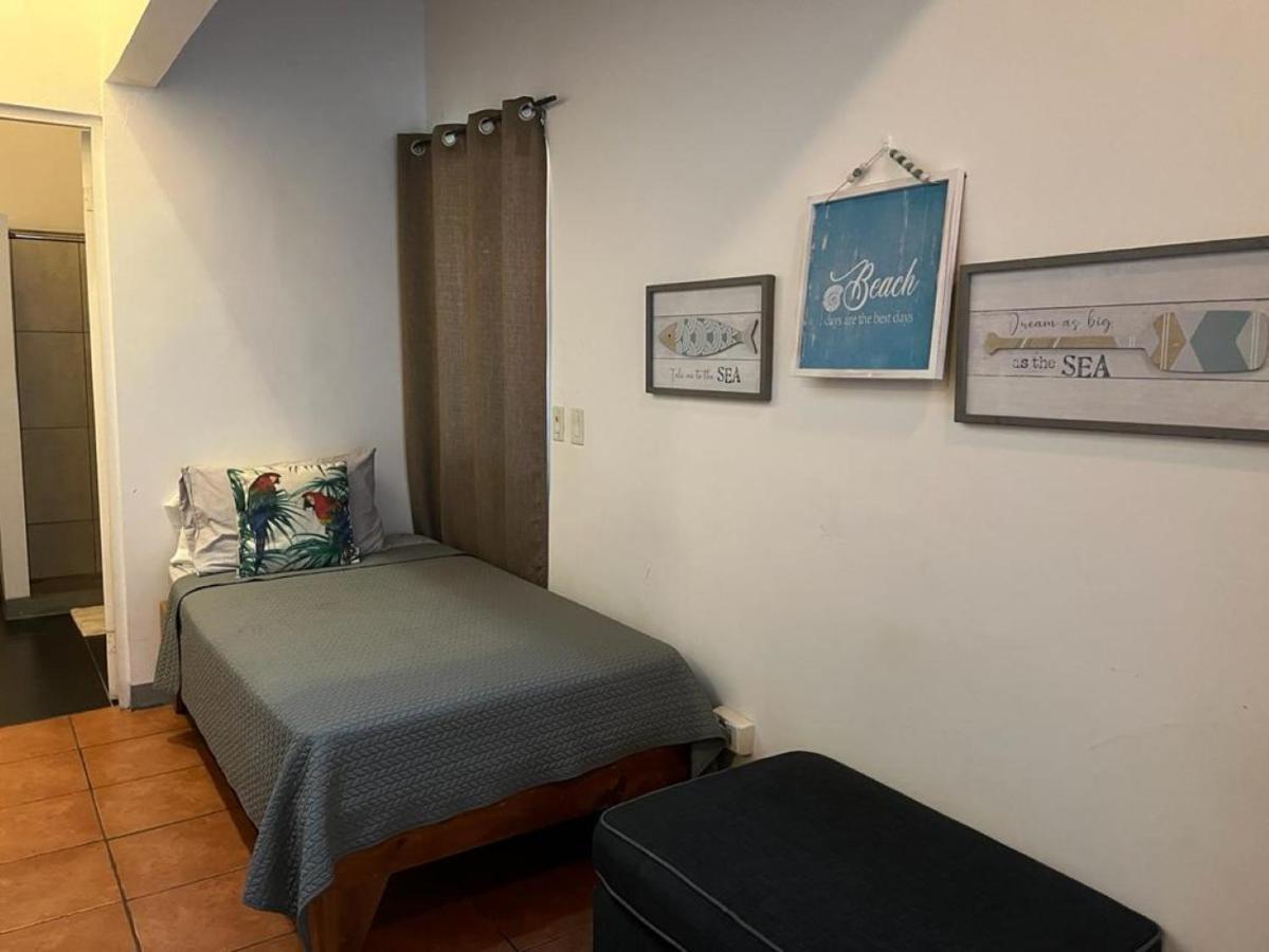 Hotel Mahayana Tamarindo Kültér fotó