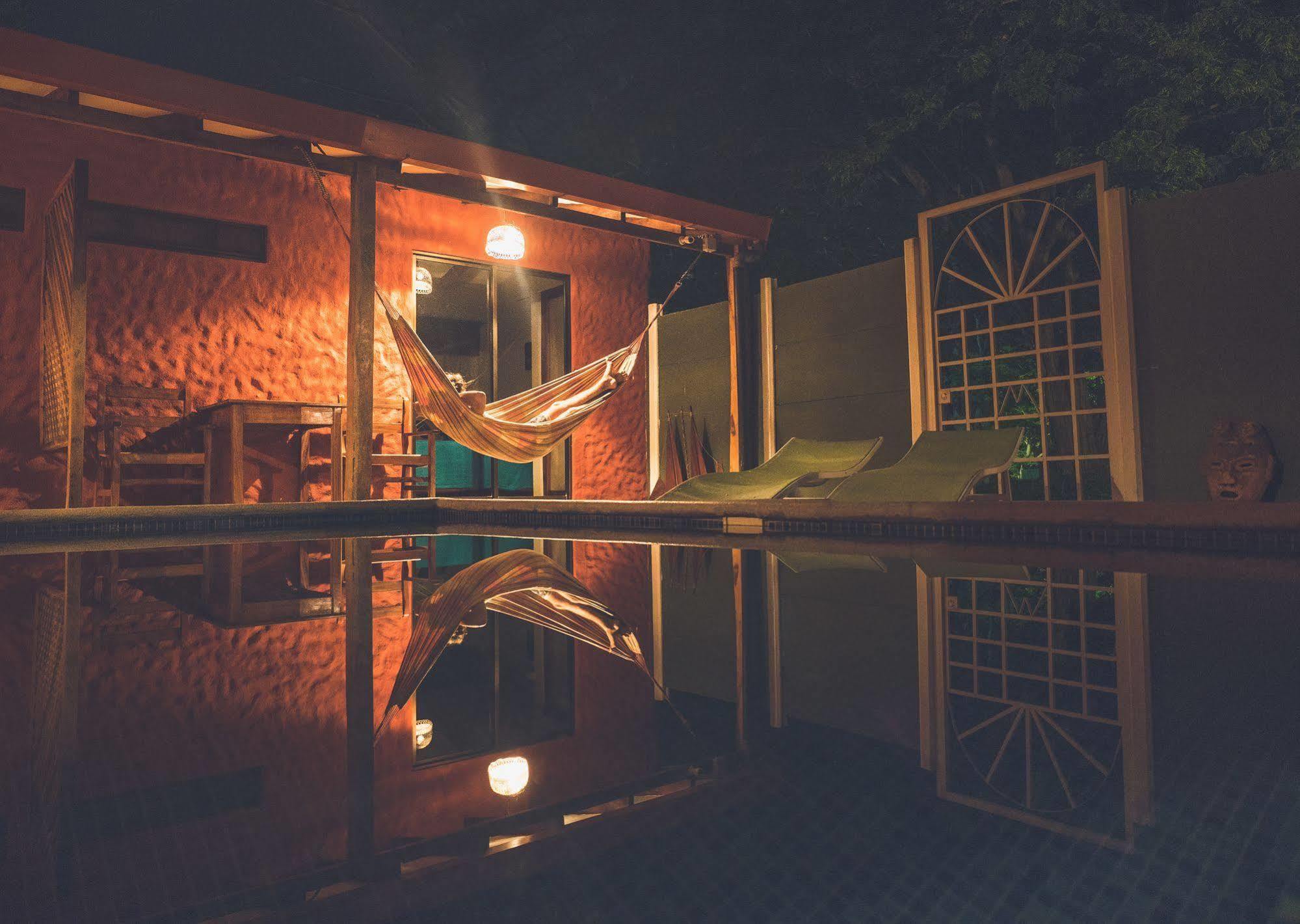 Hotel Mahayana Tamarindo Kültér fotó